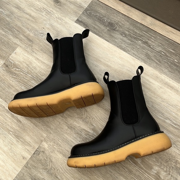 Nasty Gal Shoes - Chunky Bubble Sole Chelsea Boots